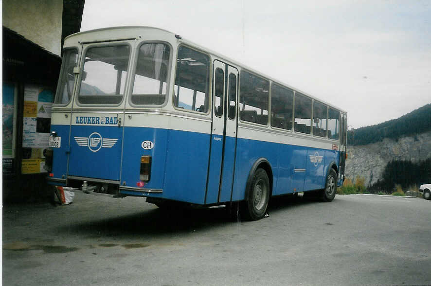 (011'319) - LLB Susten - Nr. 8/VS 38'008 - Saurer/Tscher am 12. Oktober 1994 in Albinen