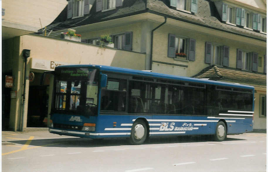 (014'205) - AFA Adelboden - Nr. 2/BE 25'802 - Setra am 23. Juni 1996 beim Bahnhof Frutigen