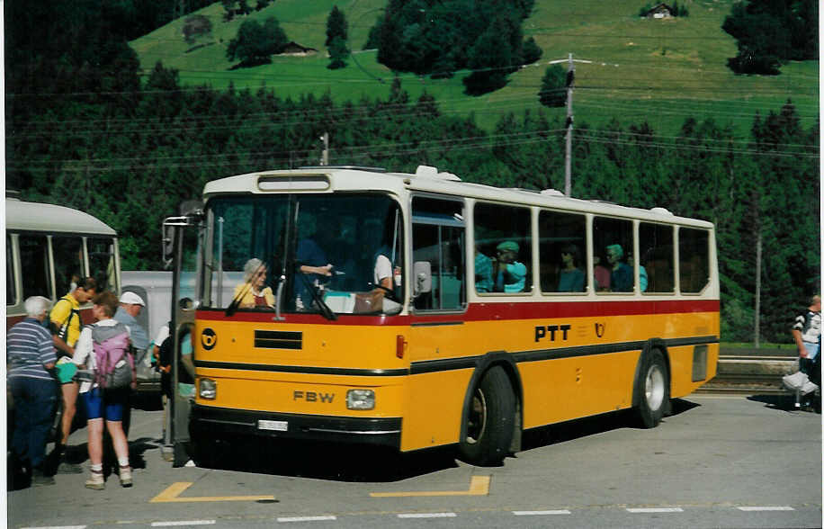 (014'532) - Geiger, Adelboden - Nr. 7/BE 151'352 - FBW/Hess (ex P 23'418) am 22. Juli 1996 beim Bahnhof Reichenbach