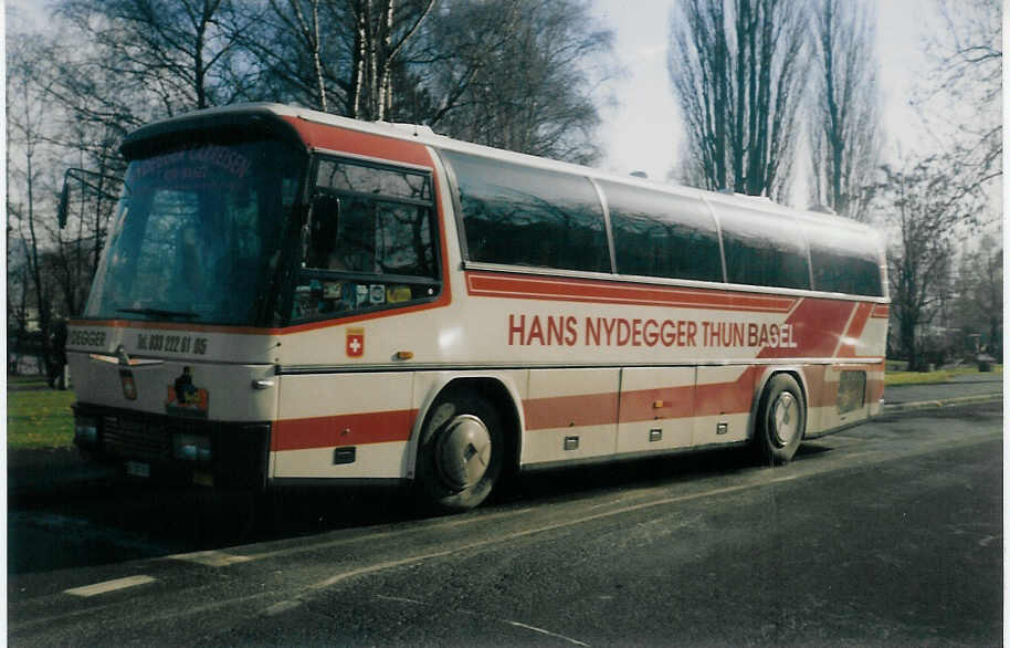 (016'201) - Nydegger, Thun - BE 507'019 - Neoplan am 24. Januar 1997 in Thun, Lachen