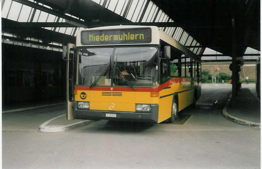 (018'507) - PTT-Regie - P 25'375 - Mercedes/Lauber am 4. August 1997 in Bern, Postautostation