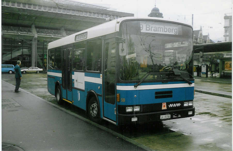 (021'003) - Gowa, Luzern - Nr. 50/LU 15'700 - NAW/R&J am 30. November 1997 beim Bahnhof Luzern