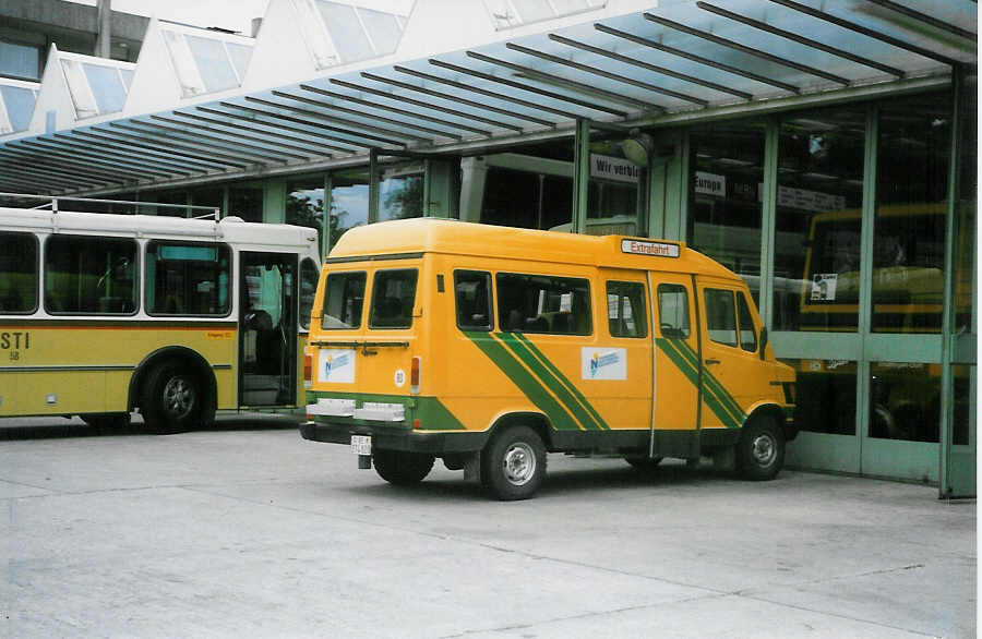 (023'018) - TBB/SNB Beatenberg - BE 374'820 - Mercedes/Moser (ex AvH Heimenschwand Nr. 2) am 28. Mai 1998 in Thun, Garage STI