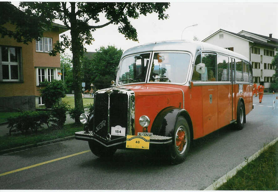 (023'307) - Rllin, Rotkreuz - Nr. 1/ZG 32'459 - FBW/R&J (ex AFA Adelboden Nr. 1) am 14. Juni 1998 in Uster, Zrichstrasse