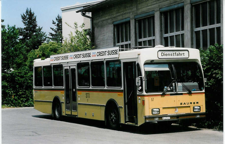 (023'617) - STI Thun - Nr. 57/BE 413'457 - Saurer/R&J am 25. Juni 1998 in Thun, Garage