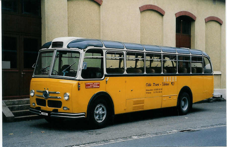 (026'503) - Oldie-Tours Zrisee, Wollerau - Nr. 21 - Saurer/Saurer (ex Marchetti, Airolo; ex P 24'119) am 3. Oktober 1998 in Rti, Sonnenplatz