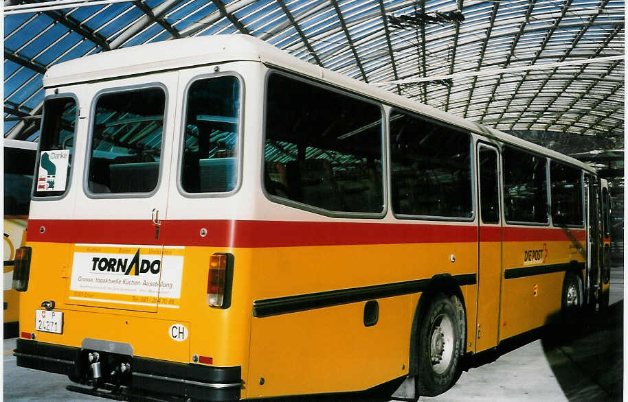 (026'823) - PTT-Regie - P 24'271 - Saurer/Tscher am 6. Oktober 1998 in Chur, Postautostation