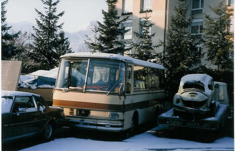 (029'215) - Brunner, Thun - Setra am 30. Januar 1999 in Thun-Lerchenfeld, Garage