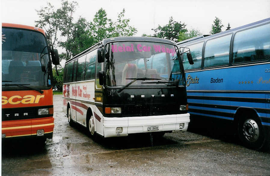 (031'831) - Heini Car, Wngi - TG 35'039 - Setra am 6. Juni 1999 in Thun, Lachenwiese