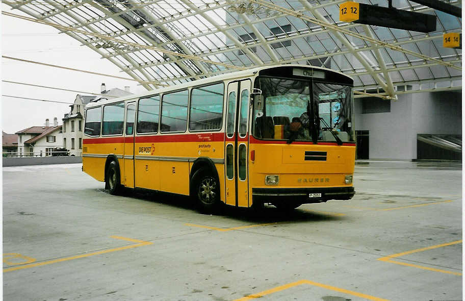 (032'728) - PTT-Regie - P 25'353 - Saurer/R&J am 27. Juni 1999 in Chur, Postautostation