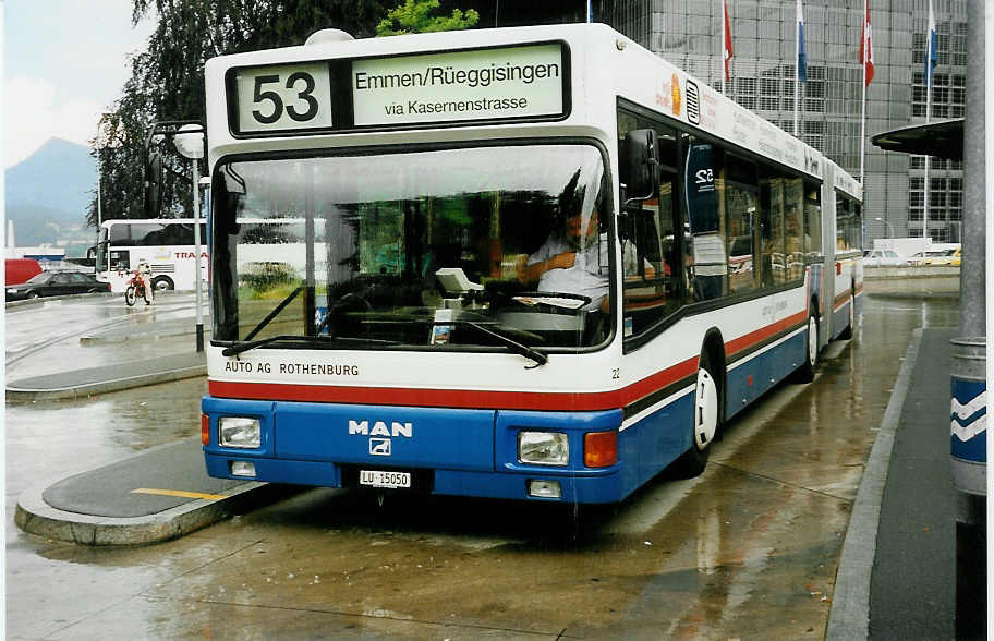 (032'930) - AAGR Rothenburg - Nr. 22/LU 15'050 - MAN am 27. Juni 1999 beim Bahnhof Luzern