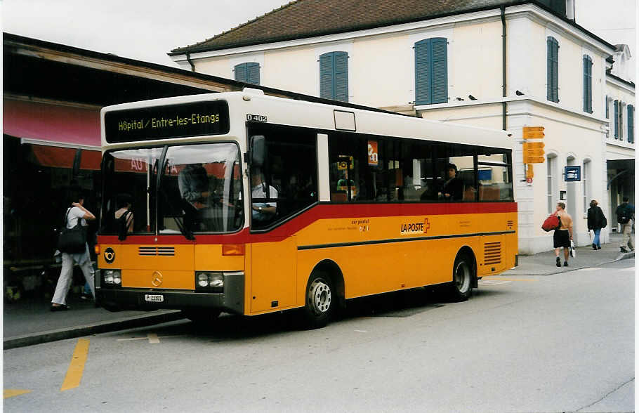 (033'921) - PTT-Regie - P 23'301 - NAW/Gppel (ex Meray, Delmont) am 9. Juli 1999 beim Bahnhof Delmont