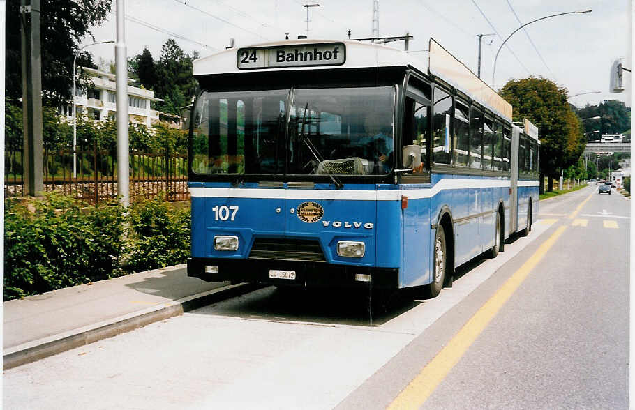 (034'203) - VBL Luzern - Nr. 103/LU 15'072 - Volvo/Hess am 13. Juli 1999 in Luzern, Verkehrshaus