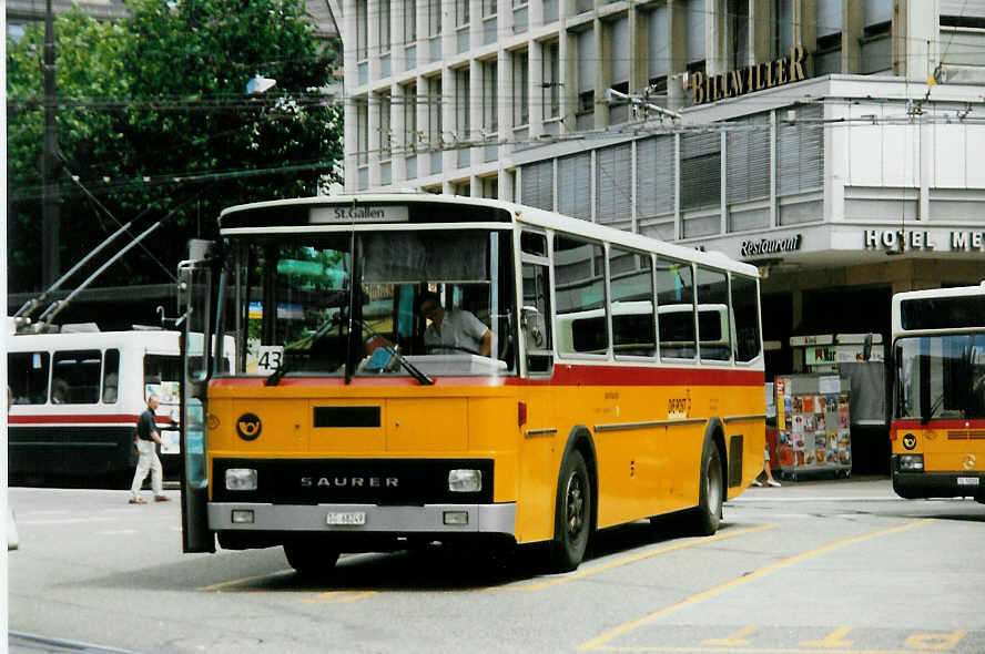 (034'801) - Schwizer, Goldach - Nr. 3/SG 68'249 - Saurer/Tscher am 19. Juli 1999 beim Bahnhof St. Gallen