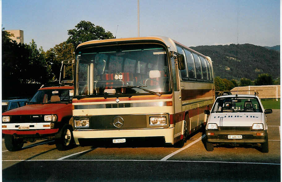 (036'728) - Brunner, Thun - BE 57'224 - Mercedes (ex M+79'539) am 9. September 1999 in Thun-Lerchenfeld, Waldeck