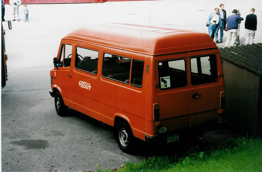 (037'022) - BSU Solothurn - Nr. 5/SO 21'610 - Mercedes am 19. September 1999 in Zuchwil, Garage