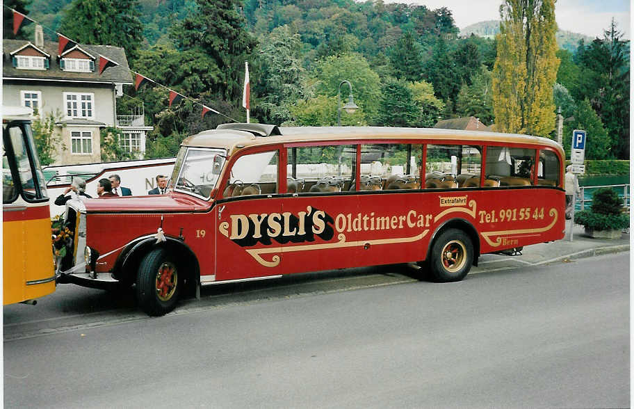 (037'209) - Dysli, Bern - Nr. 19/BE 65'700 - Saurer/Saurer (ex P 23'085; ex P 2137) am 2. Oktober 1999 bei der Schifflndte Thun