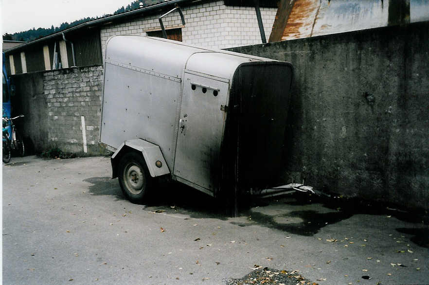 (037'412) - AvH Heimenschwand - BE 184'364 - R&J Gepckanhnger am 24. Oktober 1999 in Thun, Garage