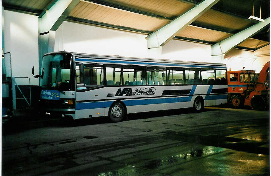 (038'814) - AFA Adelboden - Nr. 4/BE 26'704 - Setra (ex AAGI Interlaken Nr. 32) am 16. Januar 2000 im Autobahnhof Adelboden