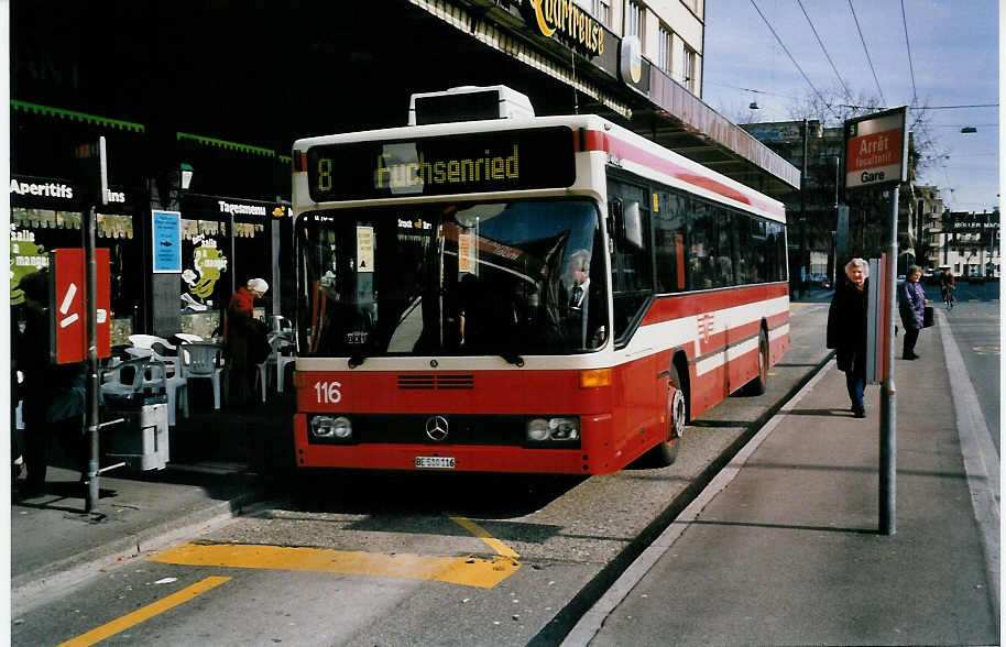 (039'306) - VB Biel - Nr. 116/BE 510'116 - Mercedes am 21. Februar 2000 beim Bahnhof Biel