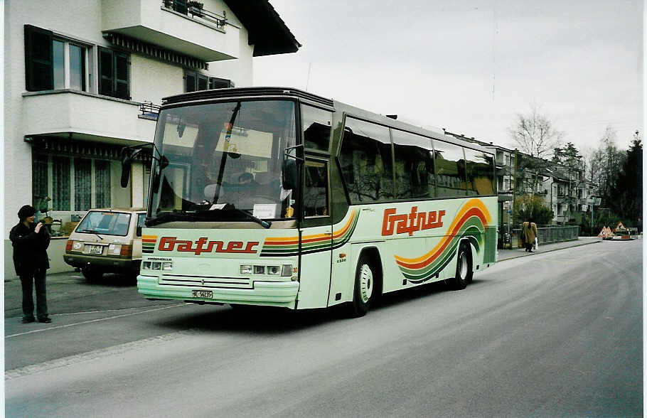 (039'532) - Gafner, Thun - Nr. 30/BE 56'235 - Drgmller am 8. Mrz 2000 in Thun-Lerchenfeld, Endstation