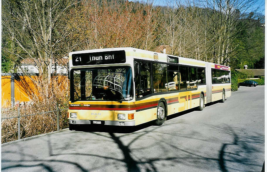 (040'224) - STI Thun - Nr. 72/BE 397'172 - MAN am 15. April 2000 bei der Schifflndte Thun