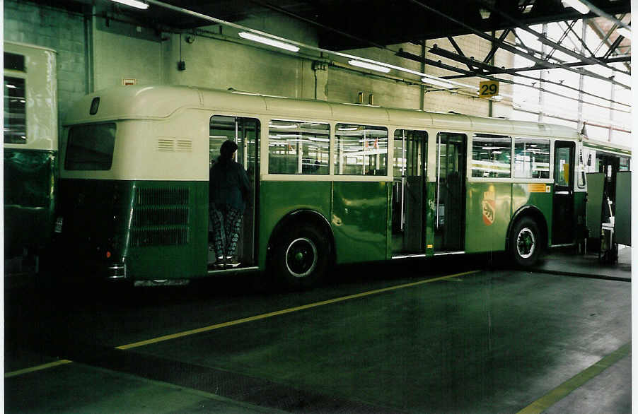 (040'603) - SVB Bern - Nr. 91/BE 27'091 - Saurer/R&J am 20. Mai 2000 in Bern, Eigergarage