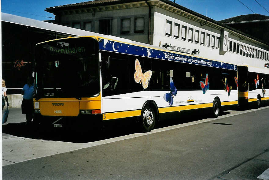 (041'315) - VBSH Schaffhausen - Nr. 5/SH 38'005 - Volvo/Hess am 19. Juni 2000 beim Bahnhof Schaffhausen