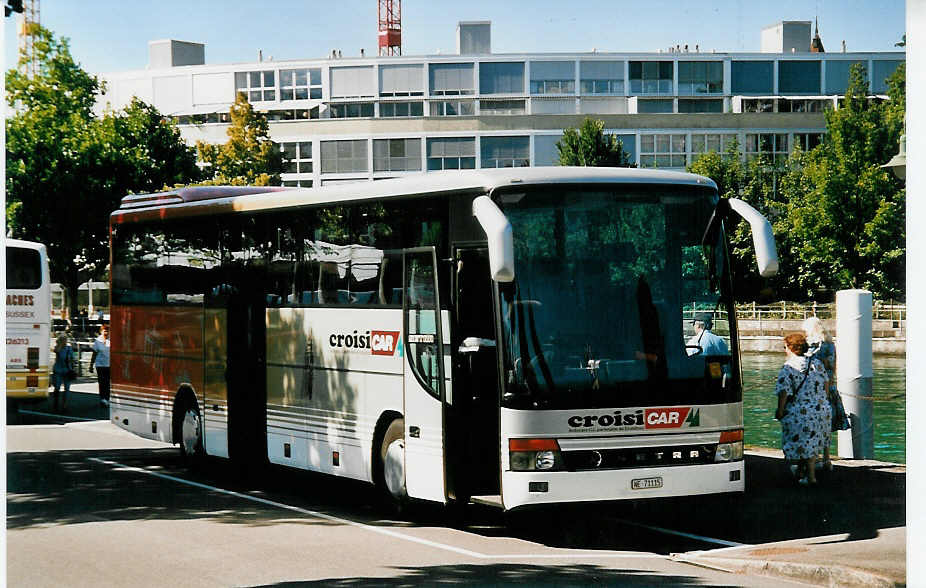 (042'327) - CJ Tramelan - Nr. 8/NE 71'115 - Setra am 1. August 2000 bei der Schifflndte Thun