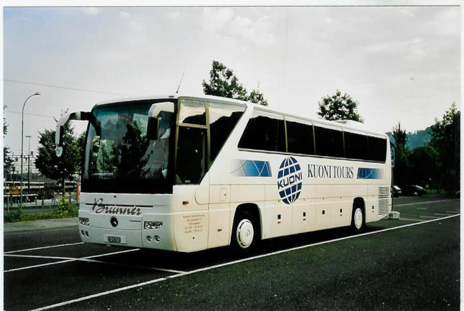 (042'627) - Brunner, Sargans - SG 128'671 - Mercedes am 19. August 2000 in Thun, Seestrasse