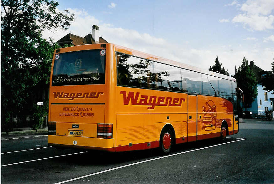 (043'031) - Aus Luxemburg: Wagener, Mertzig - B 0800 - Van Hool am 1. September 2000 in Thun, Seestrasse