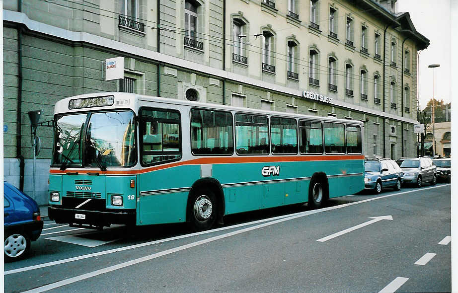 (043'922) - GFM Fribourg - Nr. 18/FR 364 - Volvo/R&J am 25. November 2000 in Fribourg, Avenue Tivoli