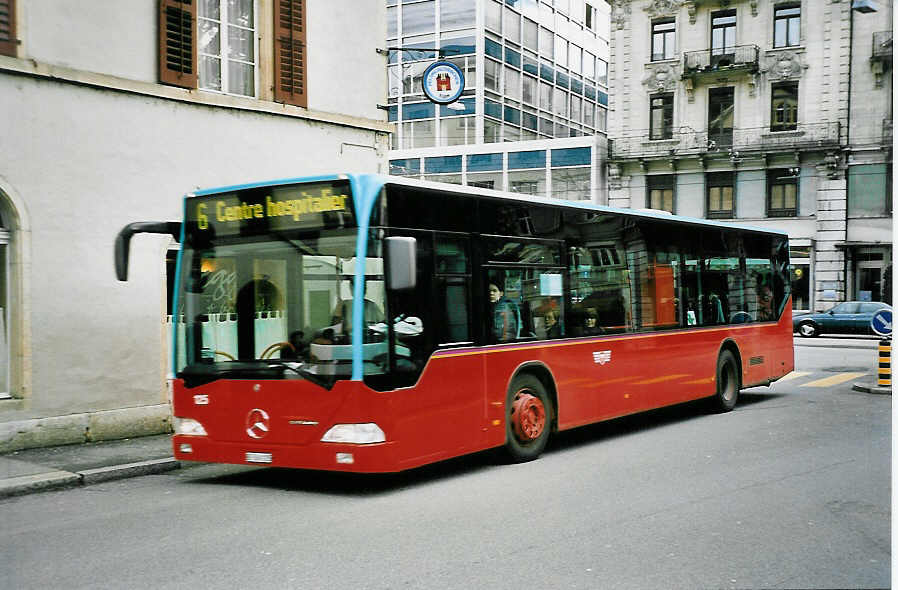 (044'622) - VB Biel - Nr. 125/BE 560'125 - Mercedes am 27. Januar 2001 in Biel, Mhlebrcke