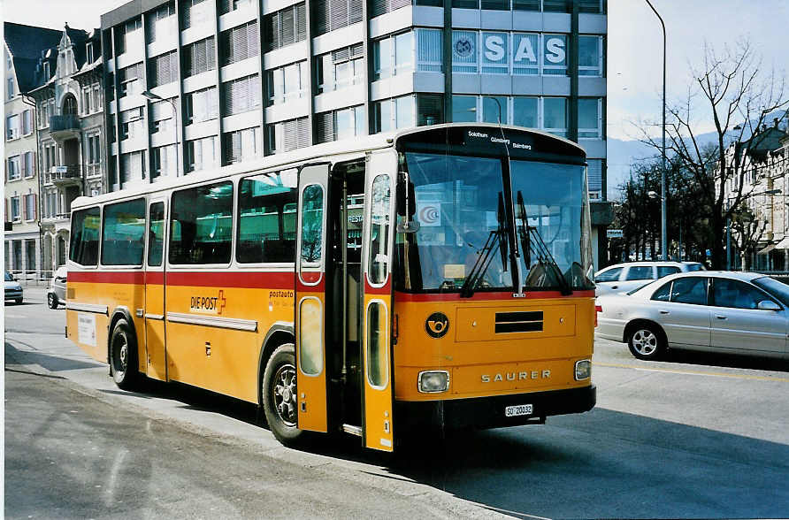 (045'518) - Flury, Balm - SO 20'032 - Saurer/Hess am 31. Mrz 2001 beim Hauptbahnhof Solothurn