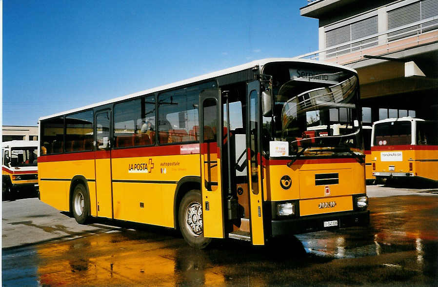 (046'134) - Autopostale, Mendrisio - TI 141'336 - NAW/R&J am 24. April 2001 in Medrisio, Garage