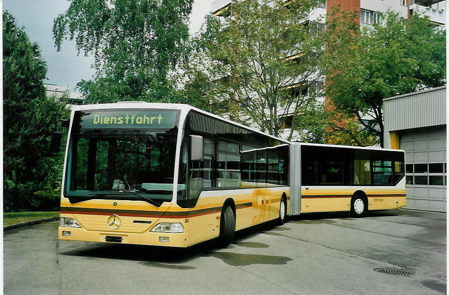 (046'815) - STI Thun - Nr. 84 - Mercedes am 25. Mai 2001 in Thun, Garage