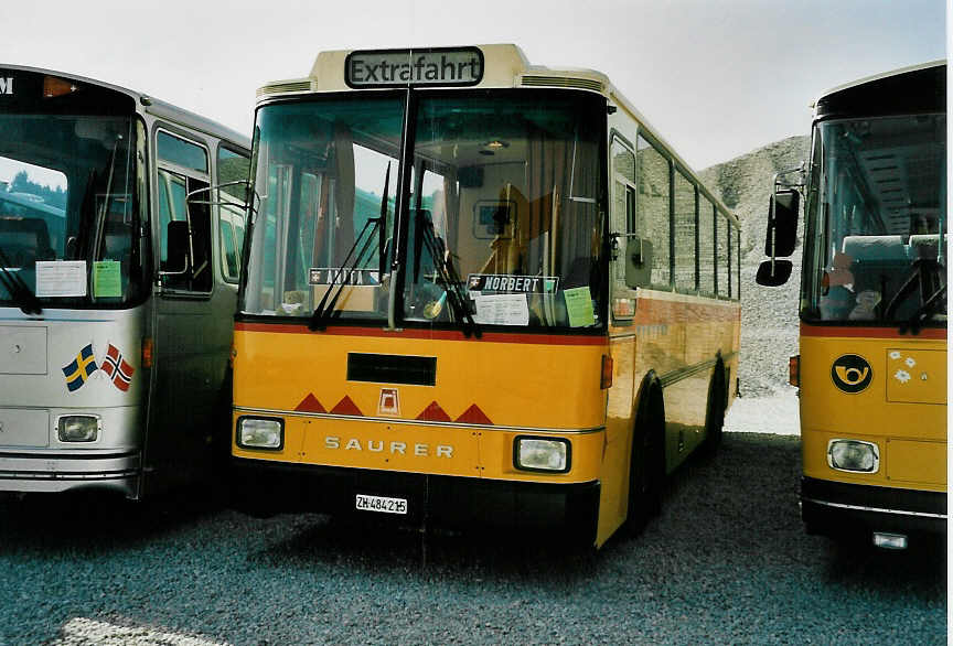 (049'328) - Toldo, Zrich - ZH 484'215 - Saurer/R&J (ex Peter, Pfaffnau) am 25. August 2001 in Niederbipp, Saurertreffen