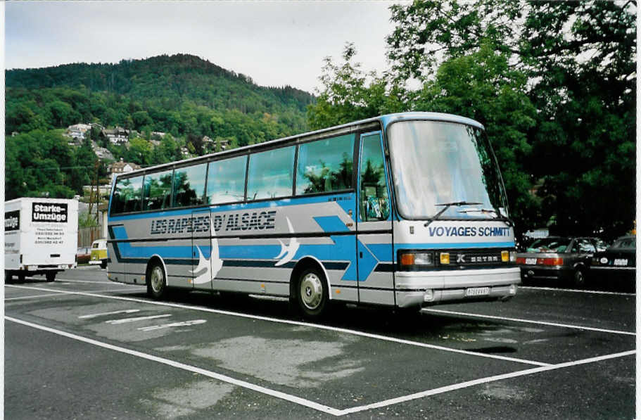 (049'604) - Aus Frankreich: Schmitt, Heiligenberg - 8750 VV 67 - Setra am 5. September 2001 in Thun, Seestrasse