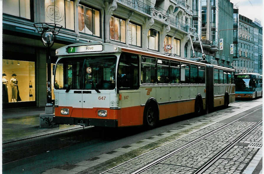 (049'732) - TPG Genve - Nr. 647 - FBW/Hess Gelenktrolleybus am 17. September 2001 in Genve, Molard