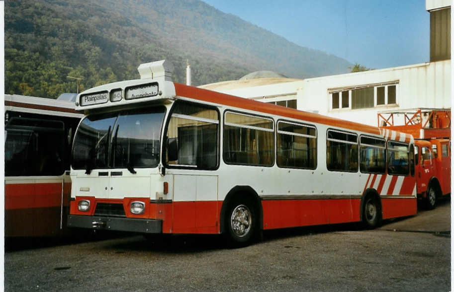 (050'436) - TPG Genve - Nr. 546 - FBW/Hess-Lauber (ex Nr. 256) am 19. Oktober 2001 in Biel, BTR