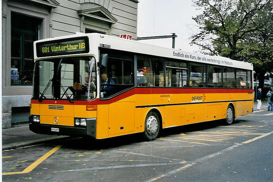 (050'726) - Moser, Flaach - Nr. 5/ZH 594'873 - Mercedes am 19. November 2001 beim Hauptbahnhof Winterthur