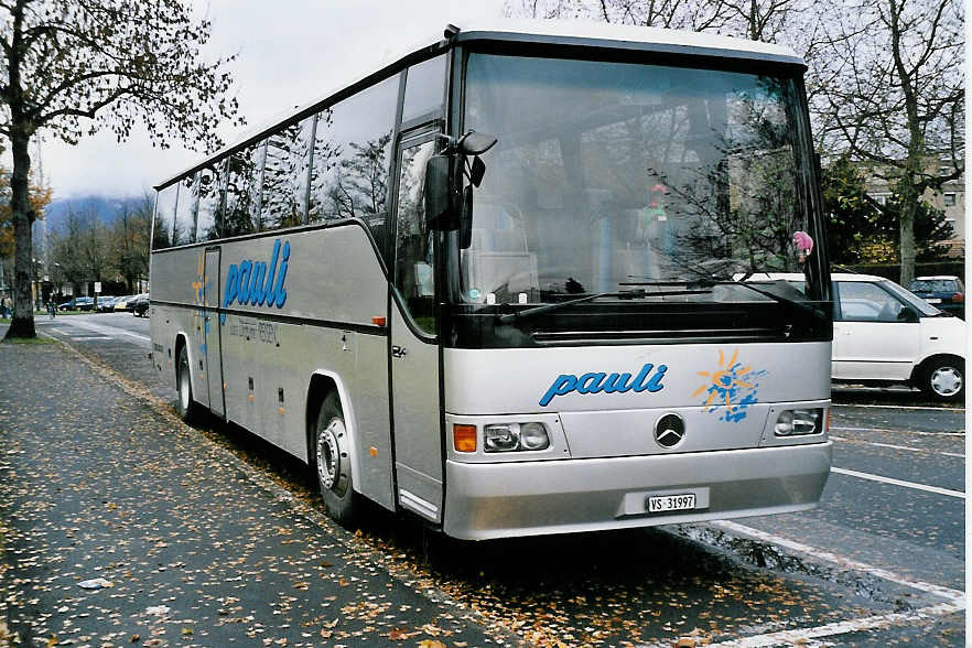 (050'806) - Pauli, Saas-Grund - VS 31'997 - Mercedes am 2. Dezember 2001 in Thun, Lachen