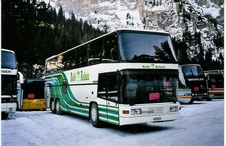 (051'509) - Rubi, Interlaken - BE 524'633 - MAN am 6. Januar 2002 in Adelboden, Unter dem Birg