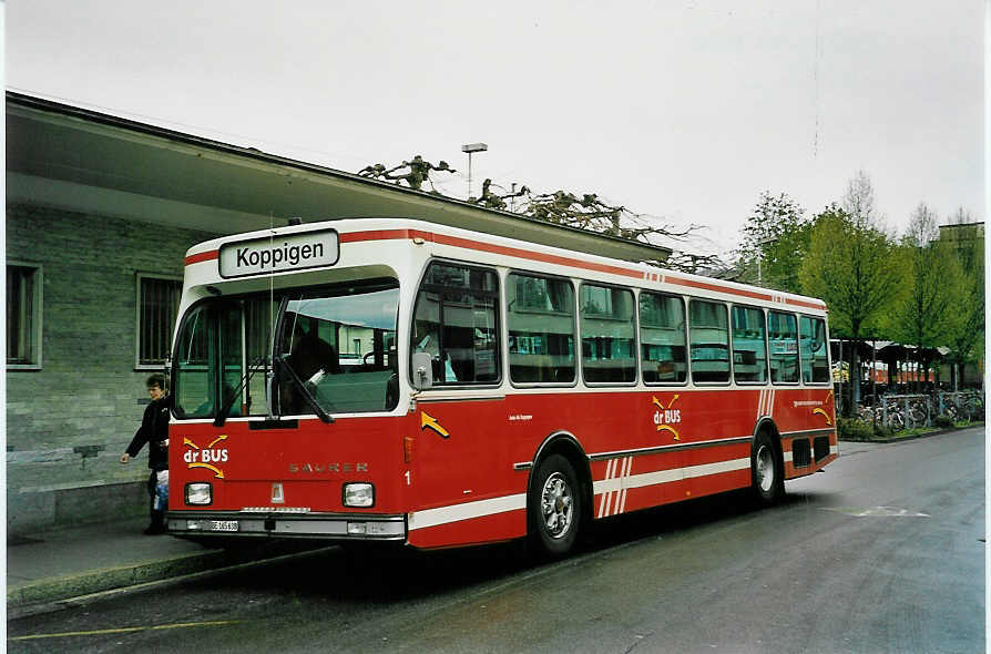 (052'834) - AAGK Koppigen - Nr. 1/BE 165'638 - Saurer/R&J (ex STI Thun Nr. 48) am 15. April 2002 beim Bahnhof Burgdorf