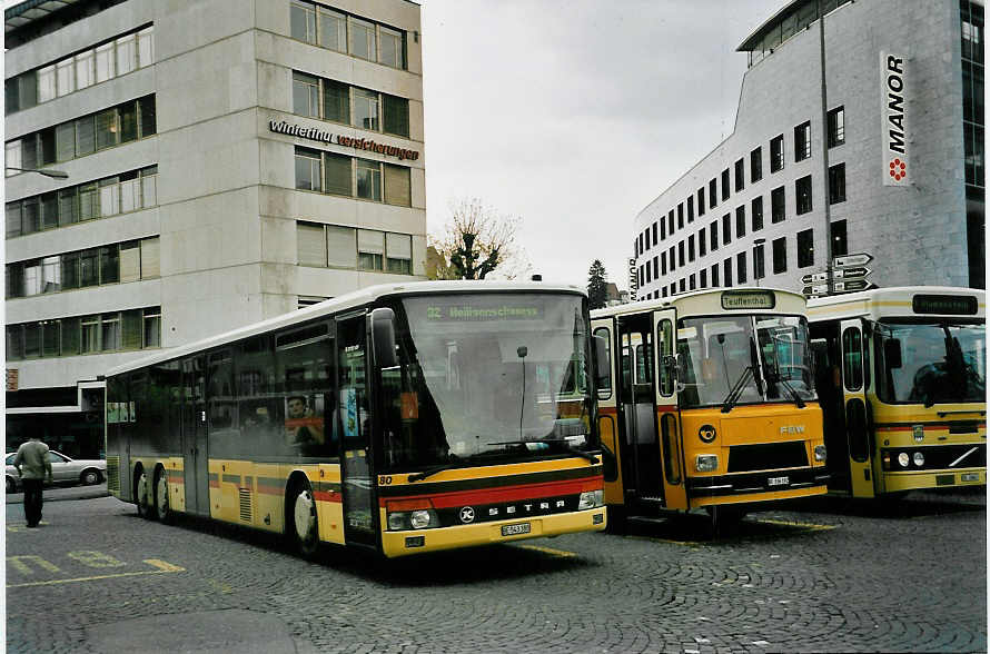 (052'926) - STI Thun - Nr. 80/BE 543'380 - Setra am 17. April 2002 beim Bahnhof Thun