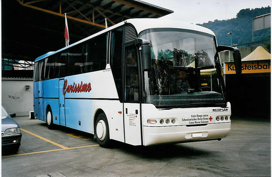 (053'624) - SRK Bern - BE 298'846 - Neoplan am 8. Juni 2002 in Thun, Grabengut