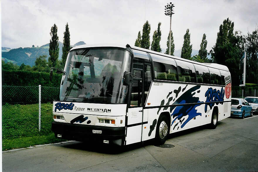 (055'931) - Rsli, Winterthur - ZH 153'608 - Neoplan am 8. September 2002 in Thun, Stadion Lachen