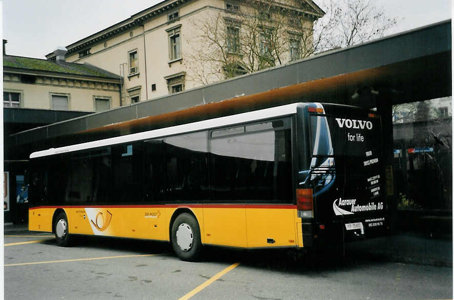 (057'824) - PTT-Regie - P 25'602 - Setra am 27. Dezember 2002 beim Bahnhof Aarau