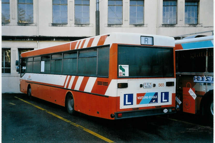 (058'305) - TPG Genve - Nr. 565/GE 96'378 - Mercedes am 1. Januar 2003 in Genve, Dpt