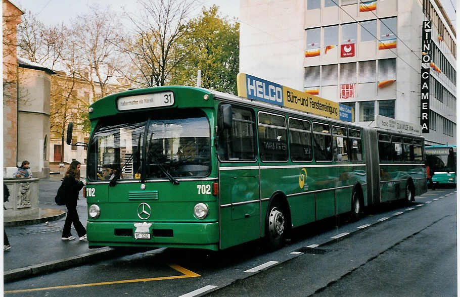 (059'632) - BVB Basel - Nr. 702/BS 3202 - Mercedes am 10. April 2003 in Basel, Claraplatz